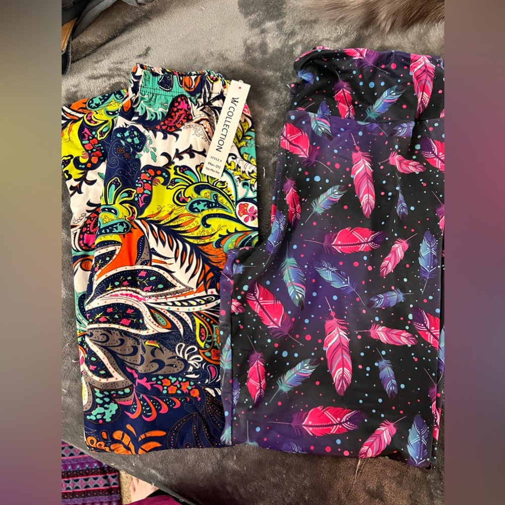 Brand new never worn leggings, some with tags, some without..various brands.